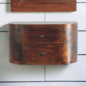 Comodino Lunar sospeso in legno massello di mango con due cassetti